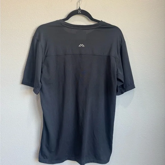 Kathmandu Outdoors Men's Dark Gray Short Sleeve Tee - Picture 6 of 7